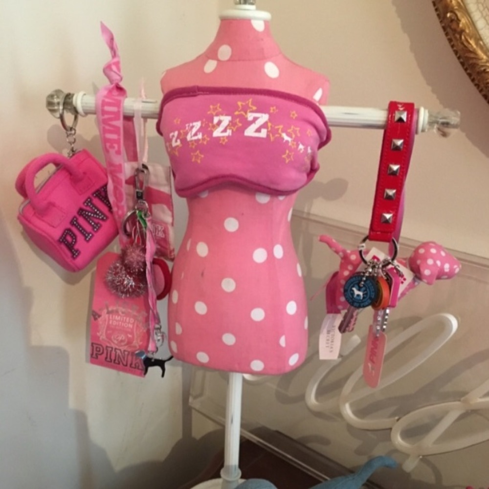 Super cute for cowgirl only